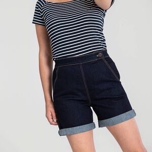 Hell Bunny Women’s Size S Dark Wash Denim Shorts Retro High Waist
